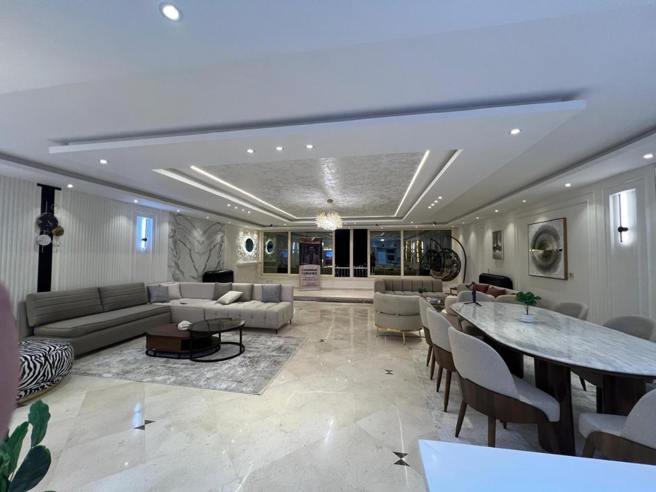Brand New Magnificent View Apartment Cairo