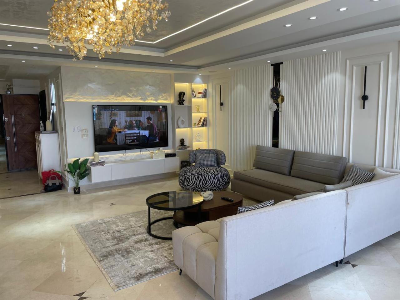 Brand New Magnificent View Apartment *